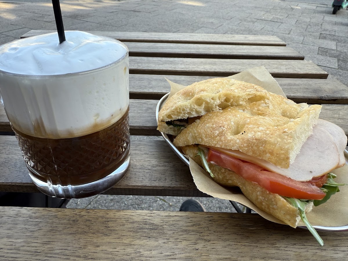 Kalimera cafe - Photo 1