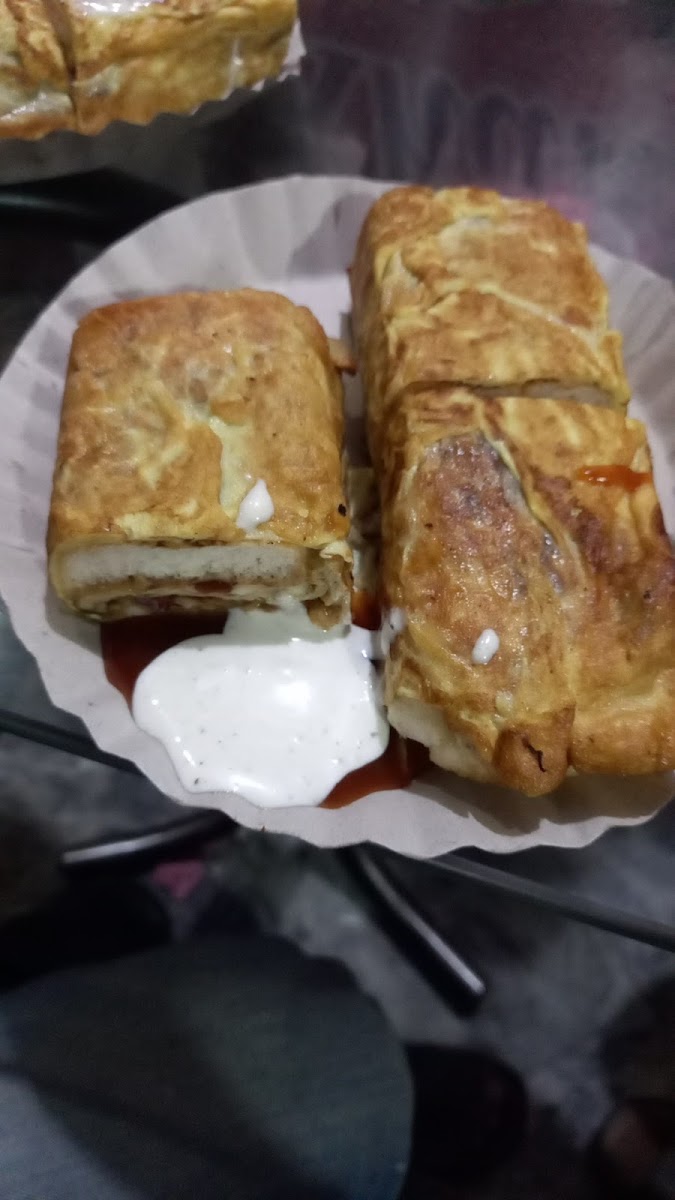 Aziz Khan Pizza & Burger Point - Photo 5