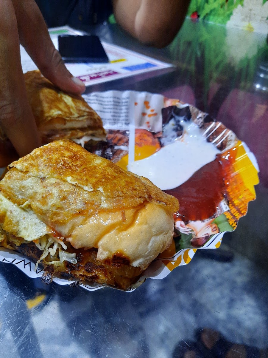 Aziz Khan Pizza & Burger Point - Photo 7