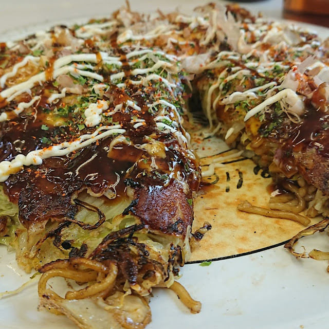 お好み焼き 肉 たまご そばw
