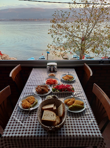Gölyazı Göl Kıyı Restoran - Photo 2