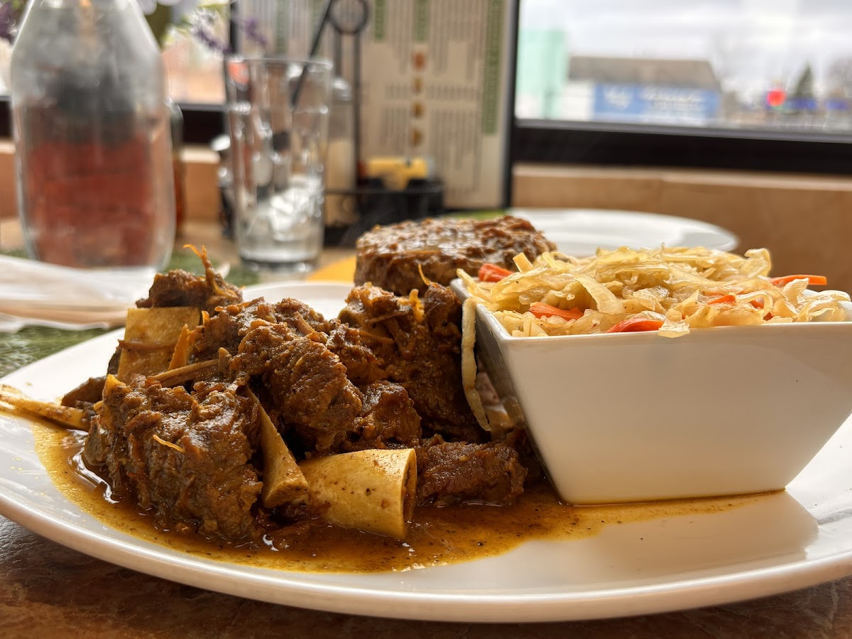Brightmoor Family Grille - Photo 2