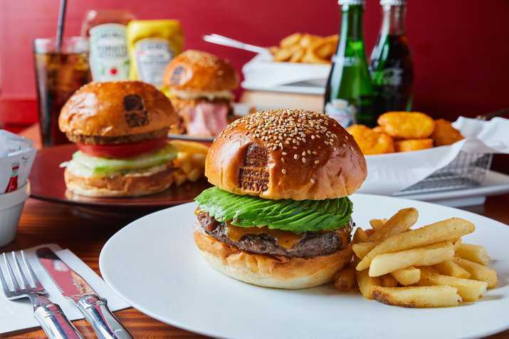 Burger Revolution Kyoto - Photo 2