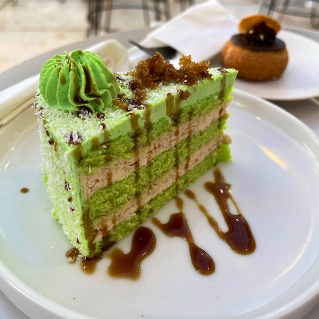 Klepon Cake