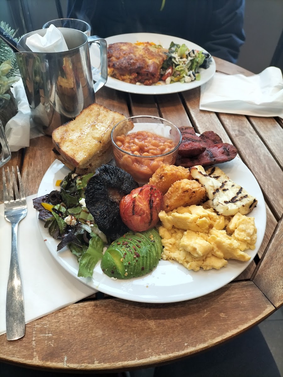 THE CAFE GRILL KEMPSTON - Photo 3