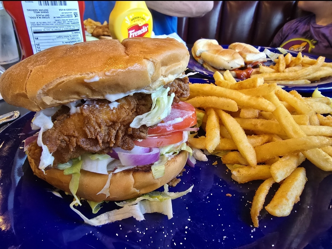 Zois Harbor Lights Restaurant - Photo 1