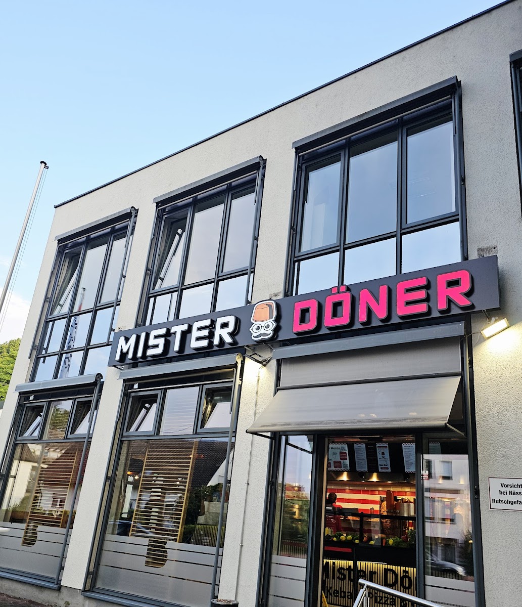 Mister Döner Saarlouis - Photo 3