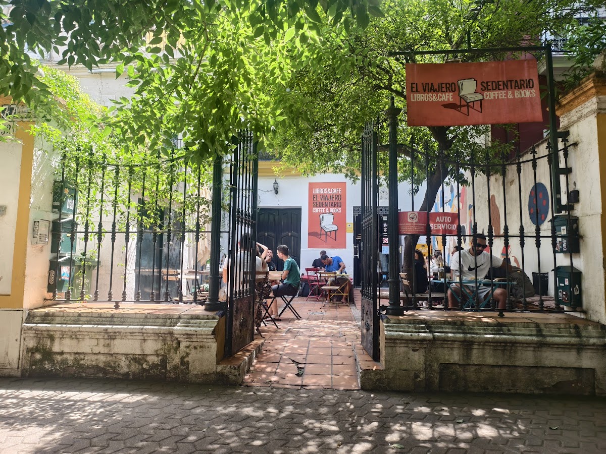 El Viajero Sedentario - Photo 3