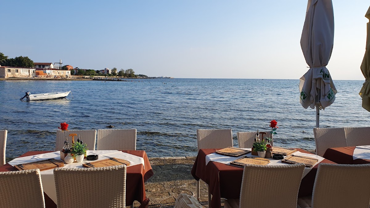 Restaurant Konoba Garibaldi - Photo 8