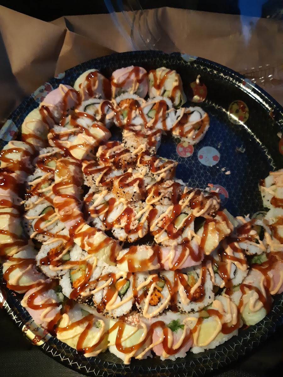 Lis Restaurant & Take Out - Photo 8