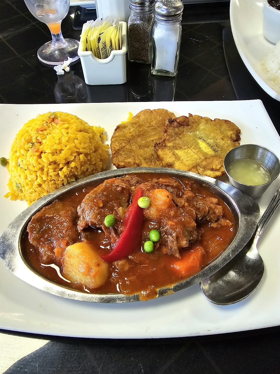 The Latin Bohemia Grill - Photo 3