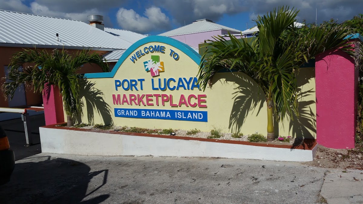 Daddy Brown's Conch Stand