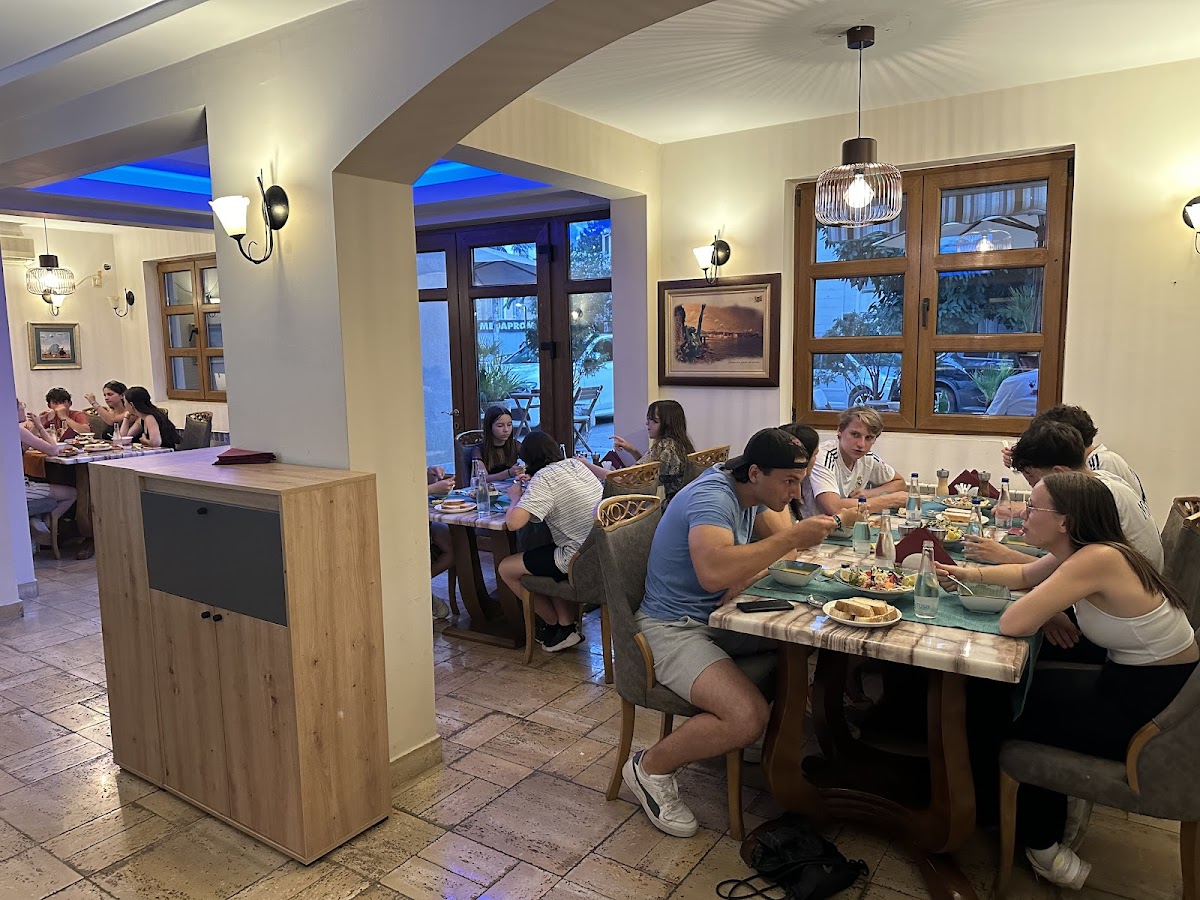 Central Cafe&Restaurant