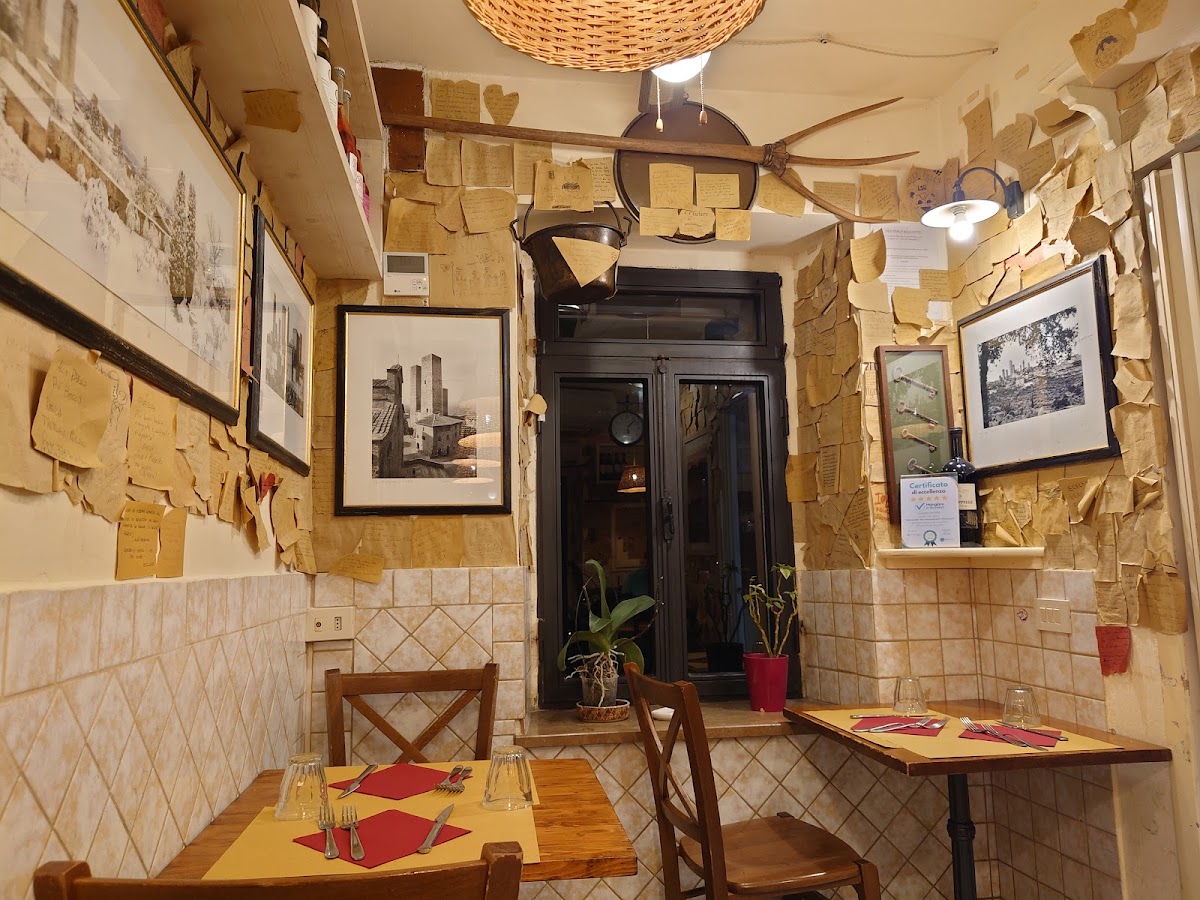 Trattoria Rigoletto - Photo 6