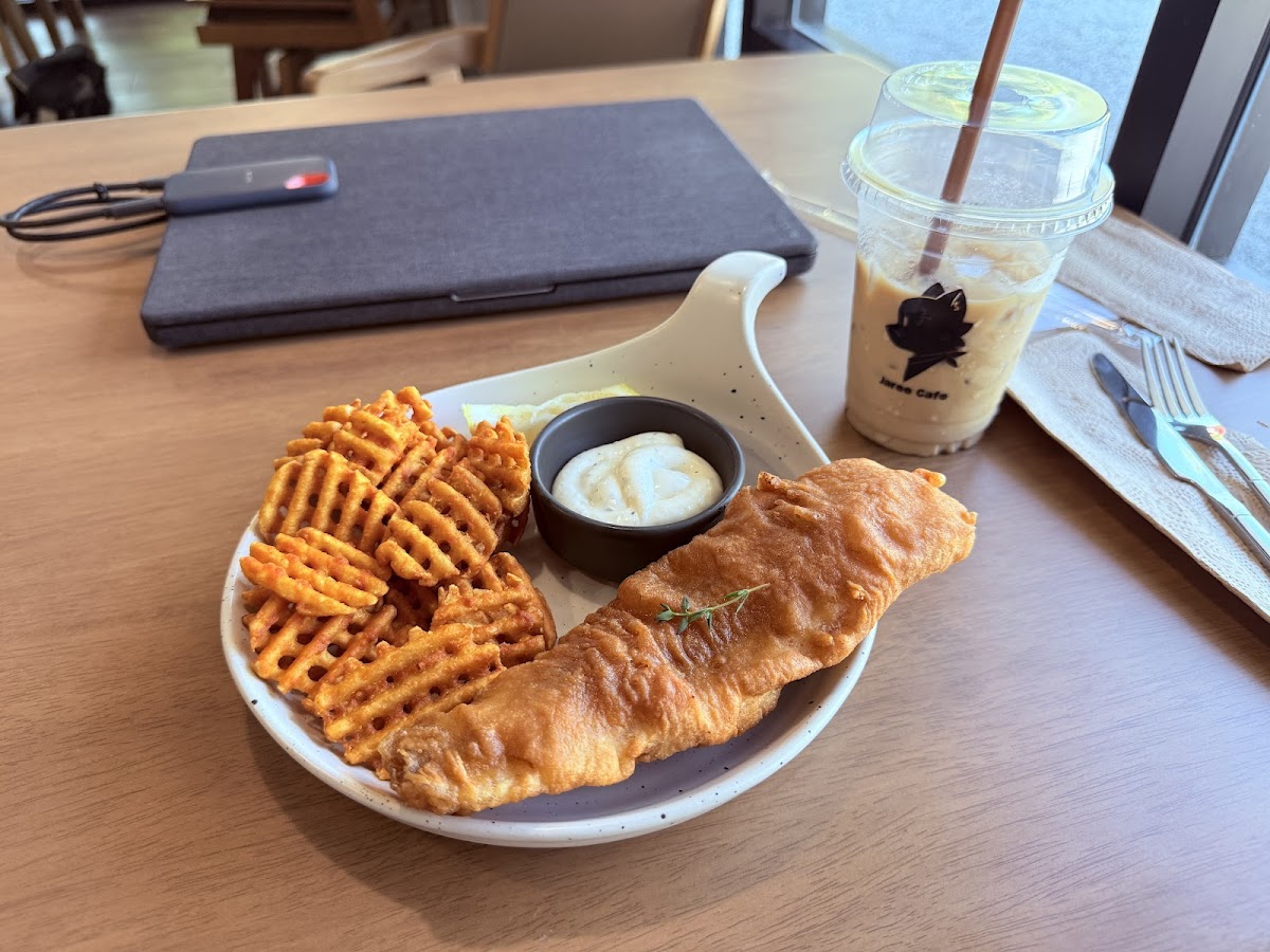 Jaree Cafe - Photo 4