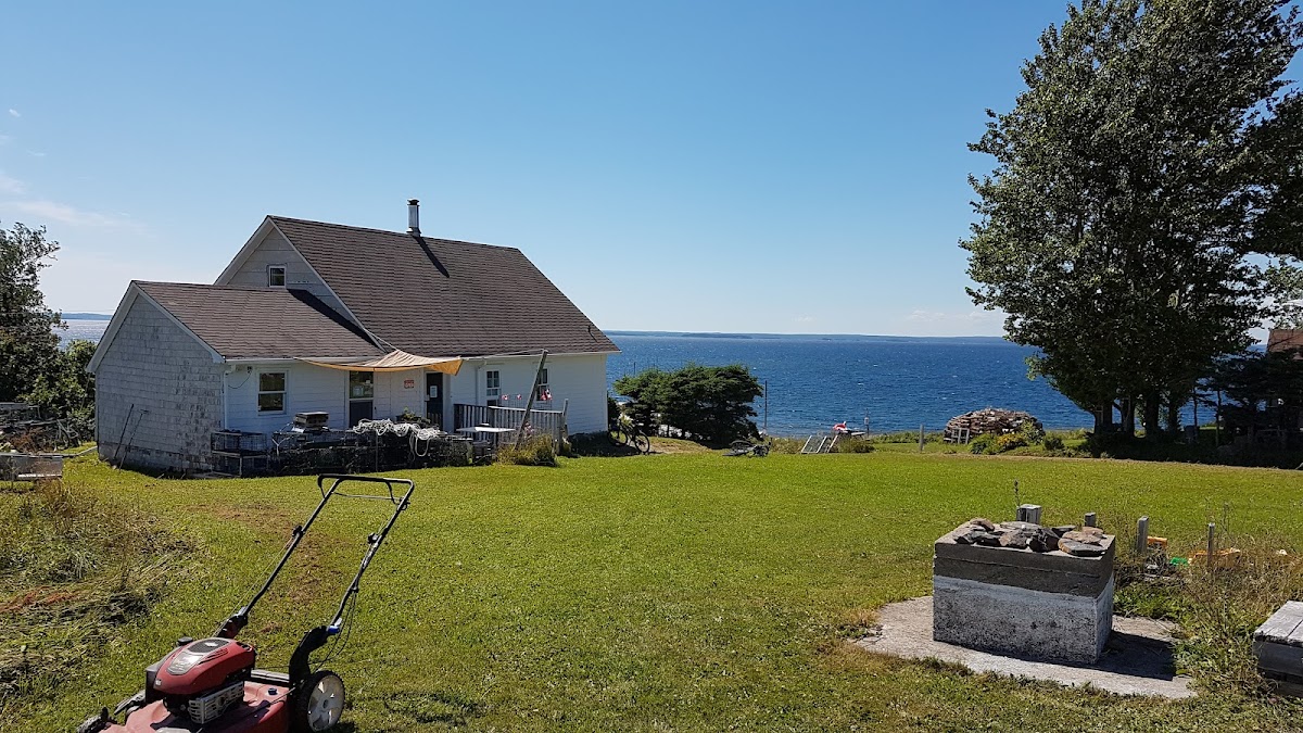 Patrick's Island Bistro - Photo 1