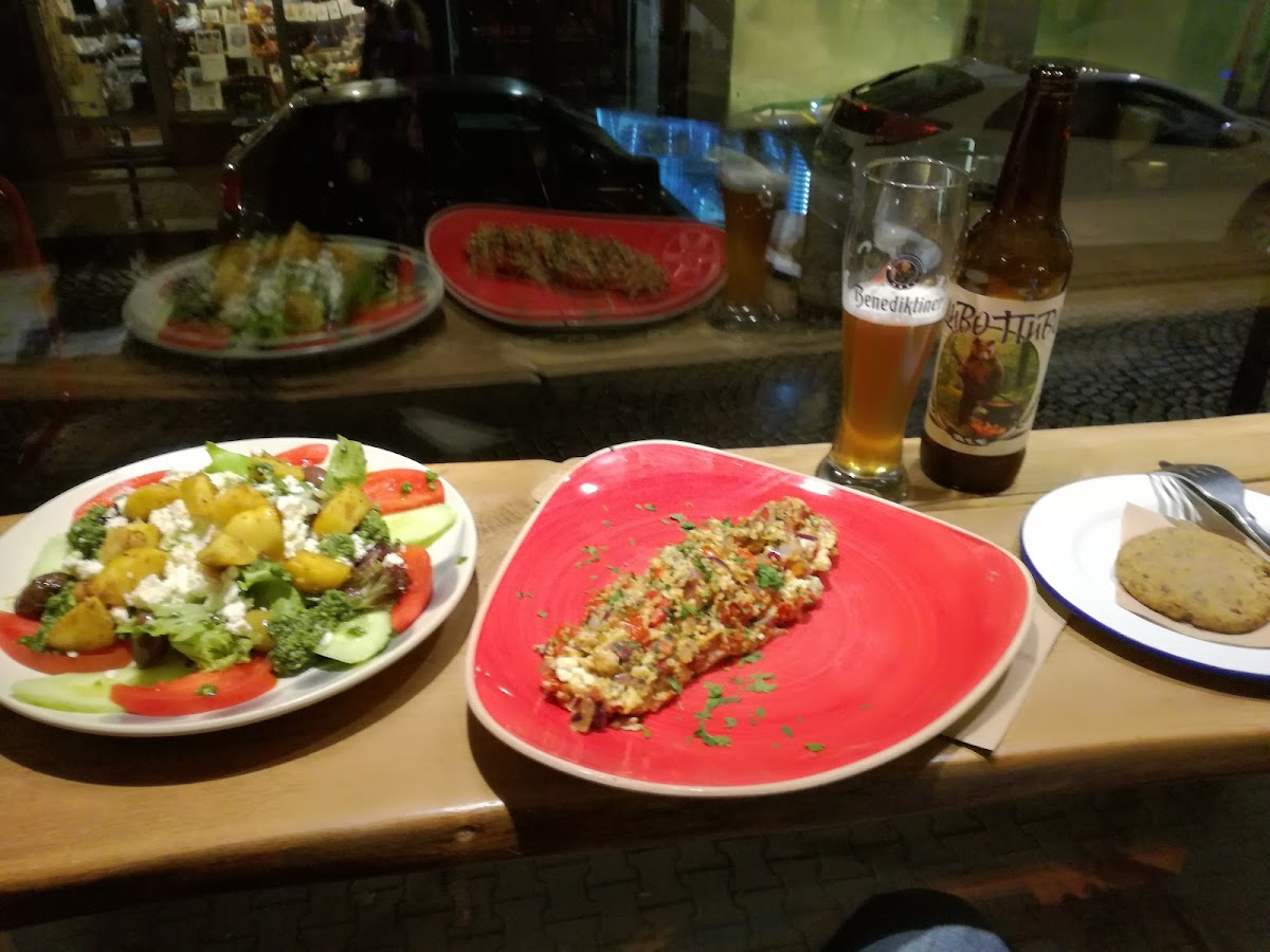 Vegetarian restaurant and bakery 'Sun Moon' - Photo 6