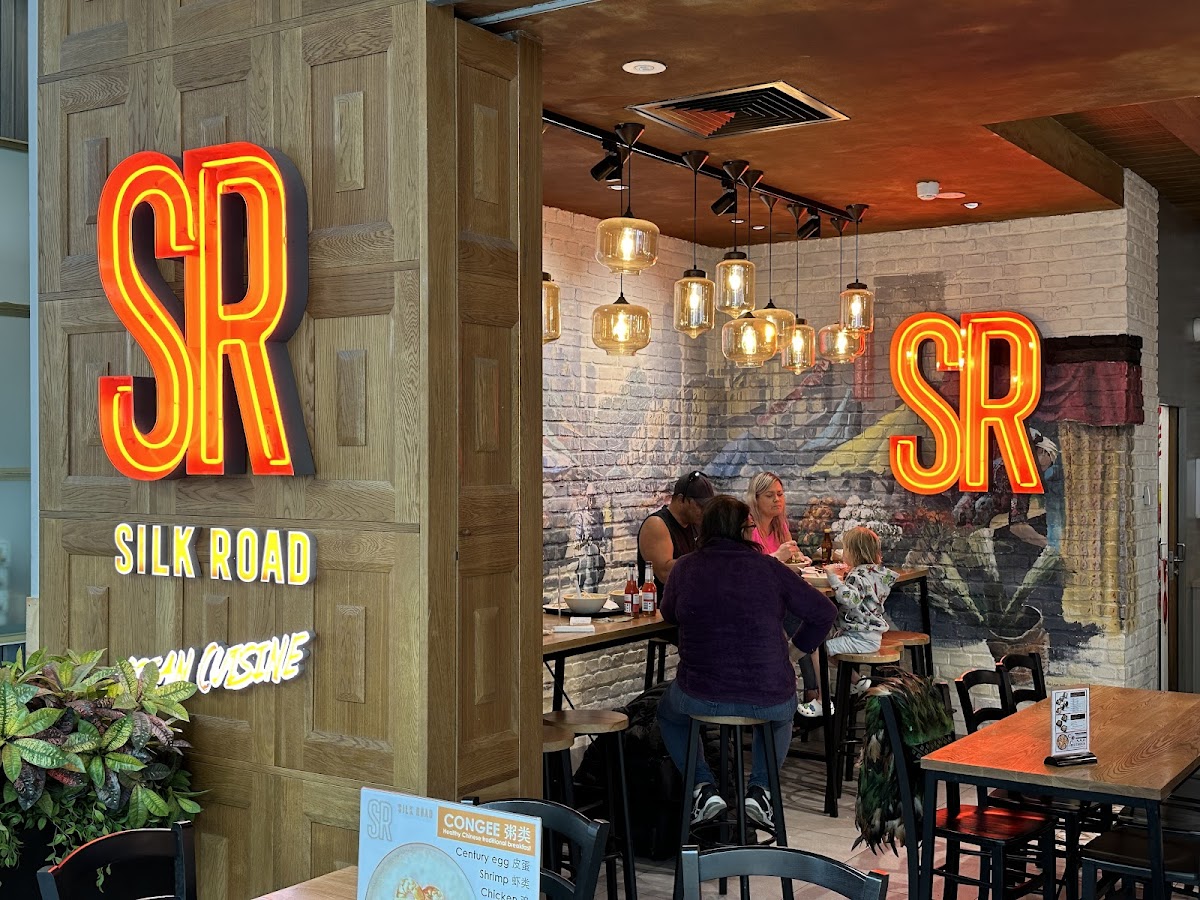 Silk Road - Photo 2