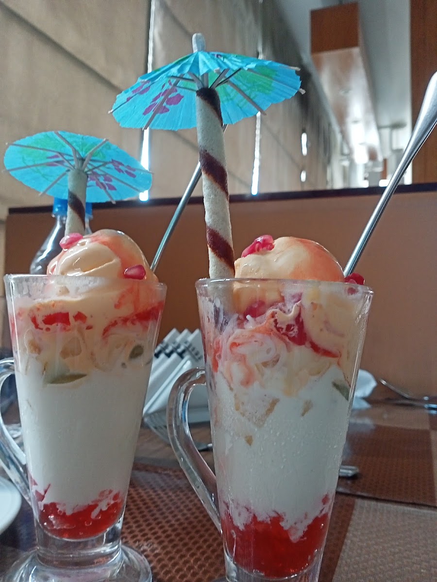 Tawa Restaurant & Bakery - Photo 6