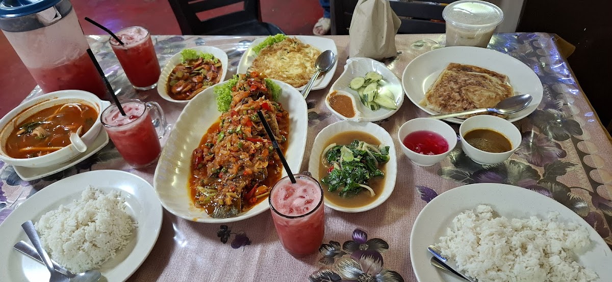 Selera Phochana Seafood - Photo 2