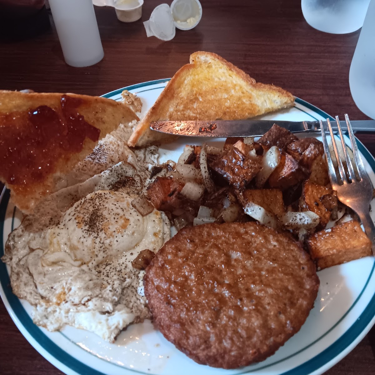 W.H. Farm Cafe Mining Co. - Photo 6