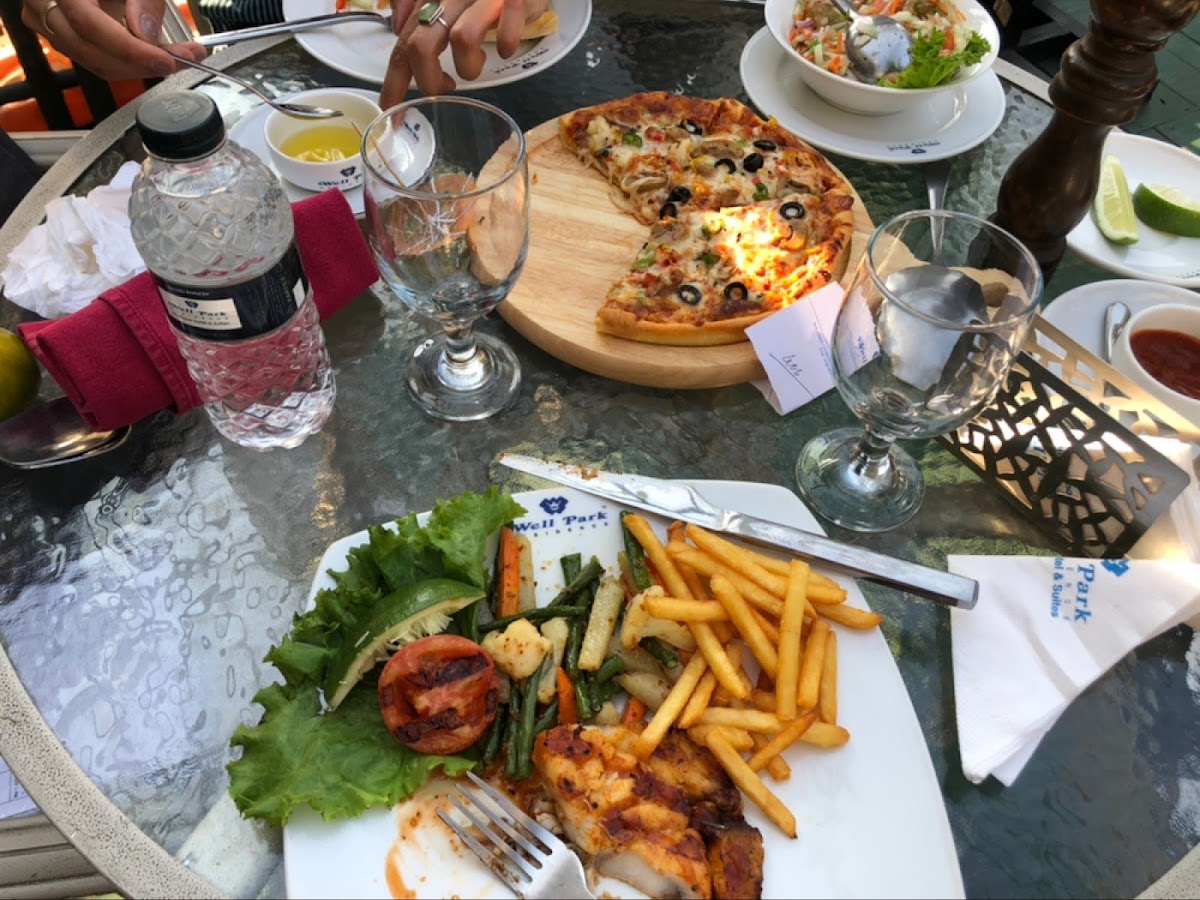 Mohora Restaurant - Photo 6