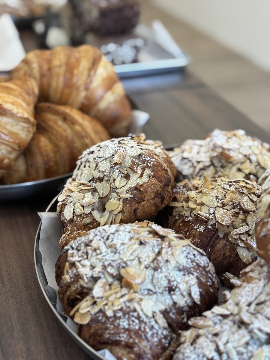 Bar Down Bakery - Photo 6