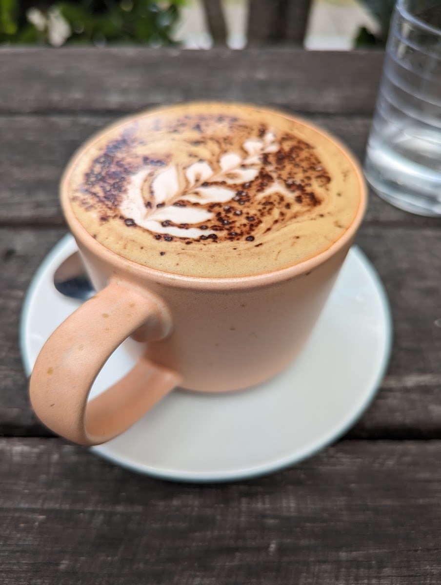 The AVID Coffee Lounge - Photo 4