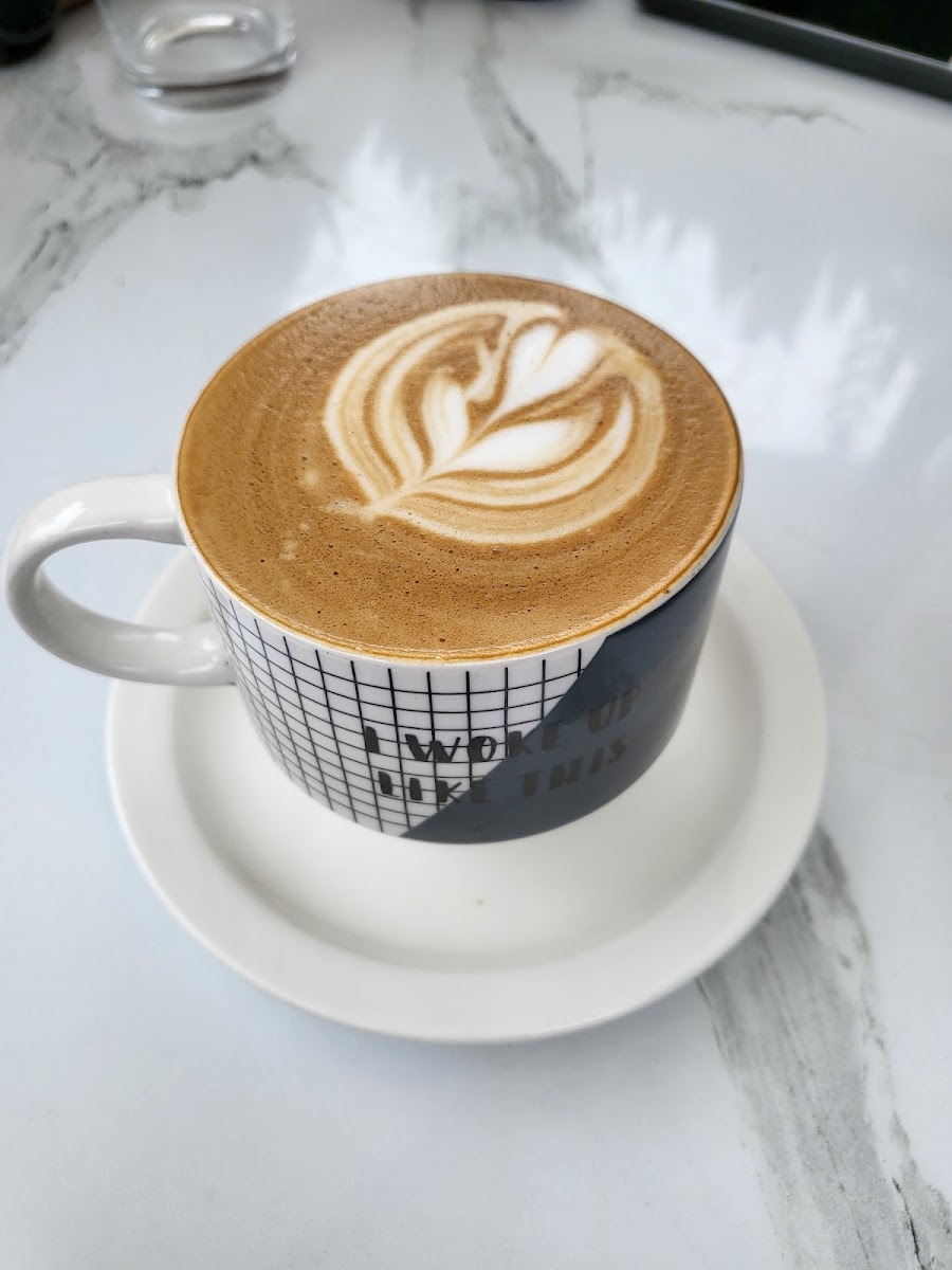 The AVID Coffee Lounge - Photo 8
