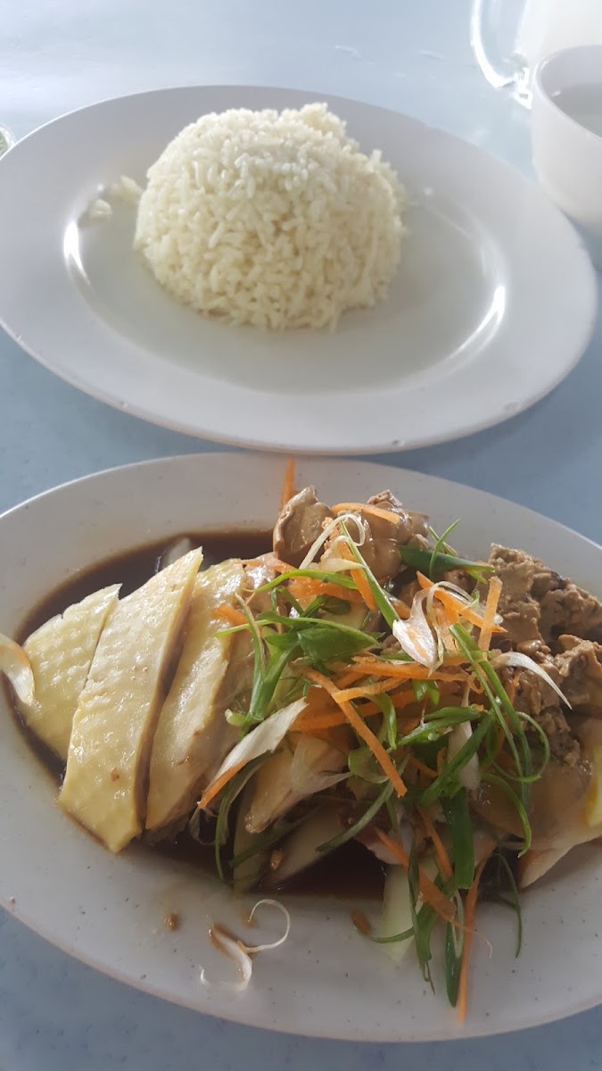 Ah Yap Chicken Rice • Side Stall - Photo 4