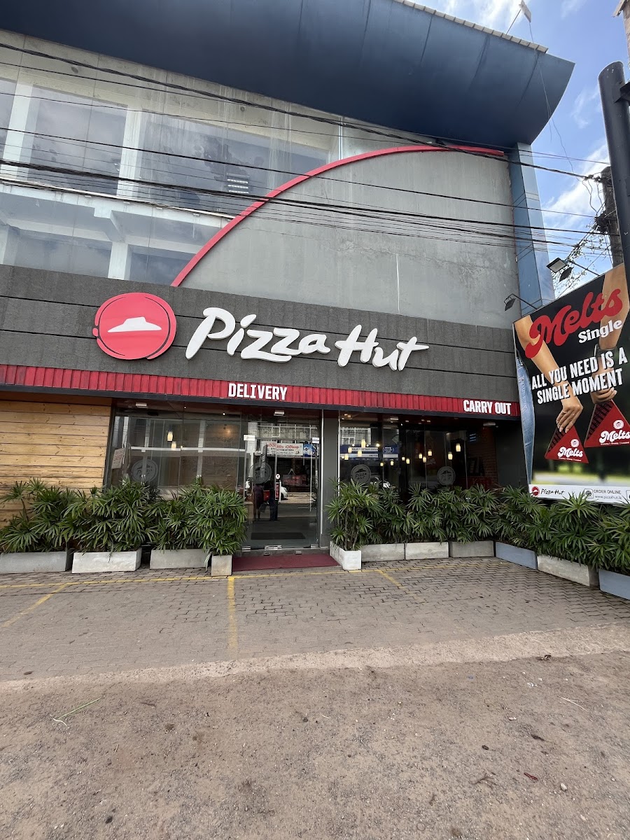 Pizza Hut - Kochchikade