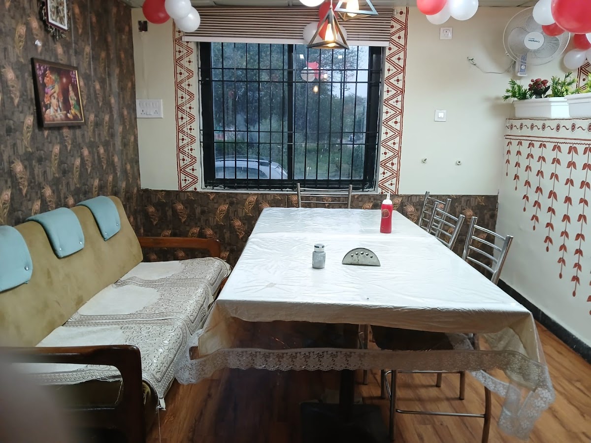Govinda's Restaurant - Photo 3