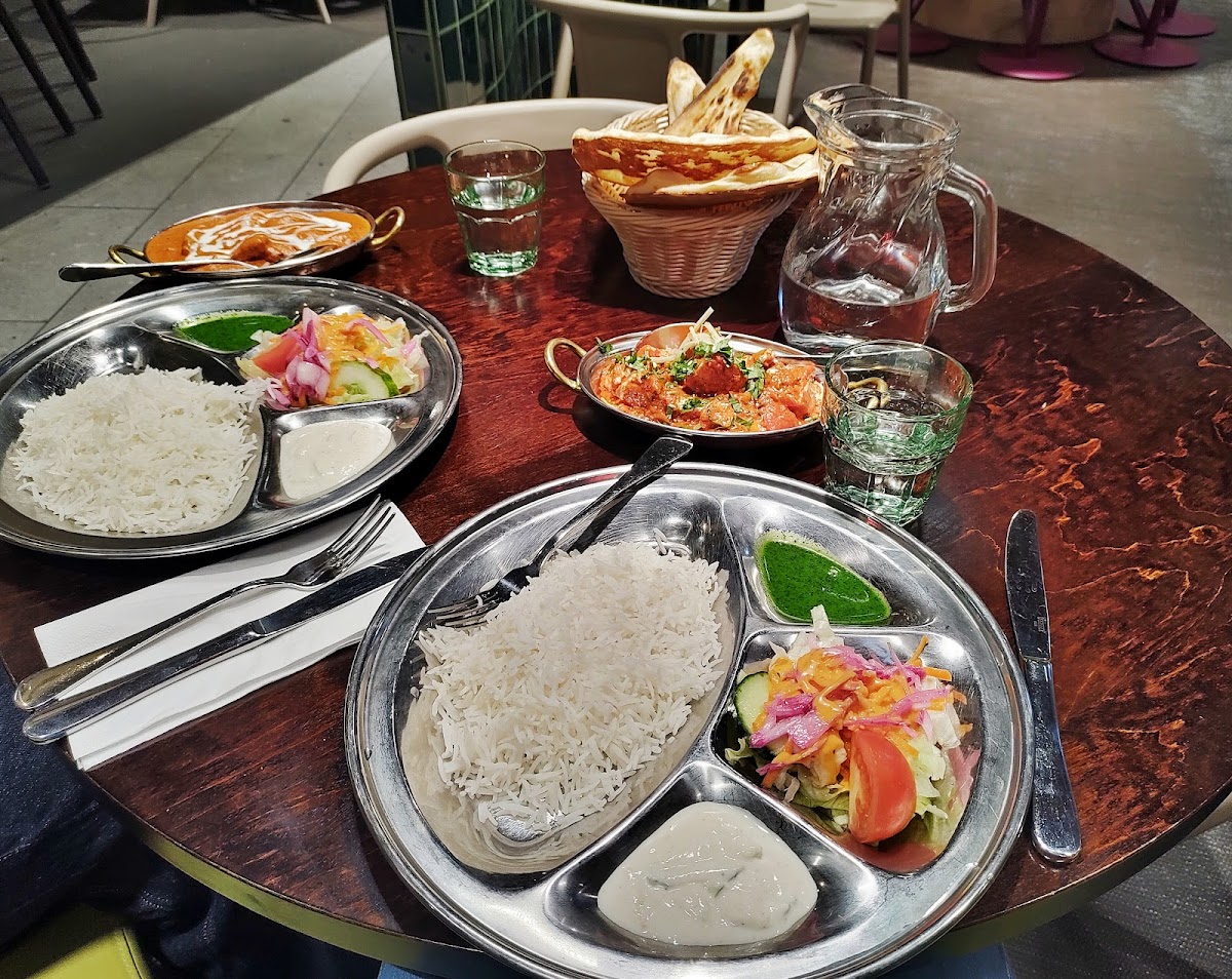 Ravintola Onninepal - Photo 1