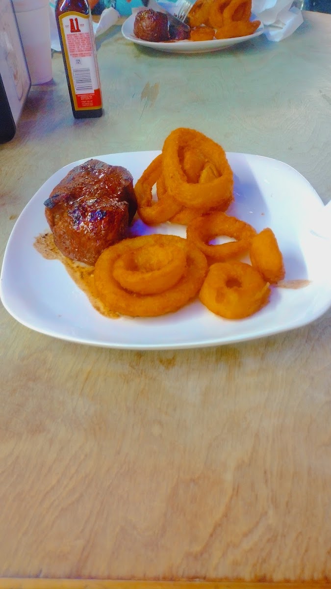 Bay Cafe - Photo 2