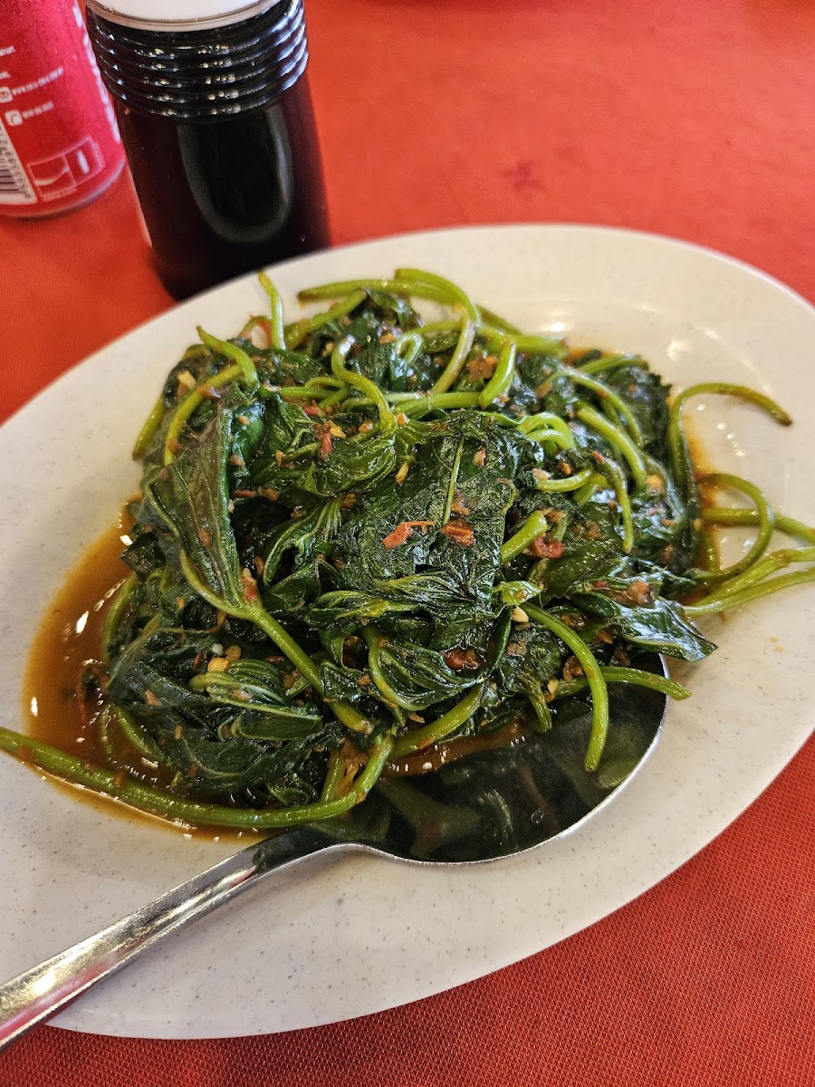 RESTORAN YX 渔香百年海鲜村 (Kampung Teluk Jawa) - Photo 8