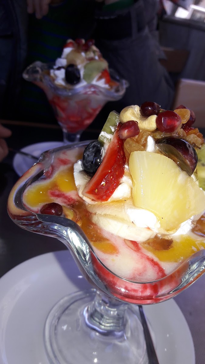 Al Eman - Restaurant