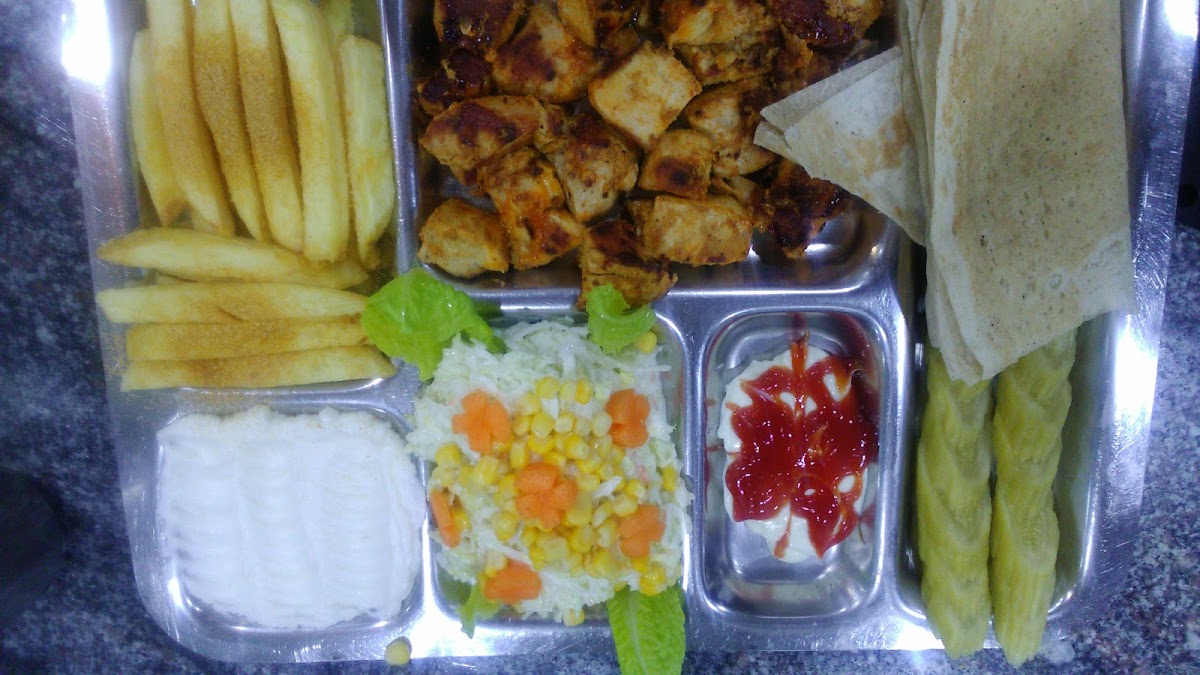 Al Eman - Restaurant - Photo 4
