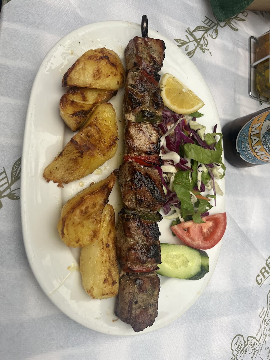 Rebetiko Taverna - Photo 3