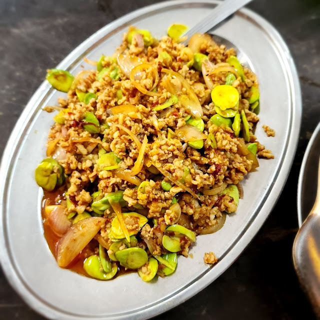 臭豆炒肉碎