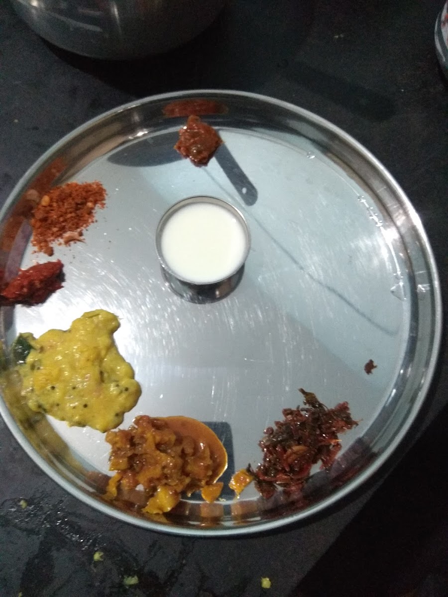 Basaveshwar Kanavali & pg rooms available - Photo 5