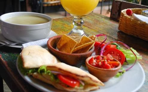 Rainbow Cafe Antigua Guatemala - Photo 2