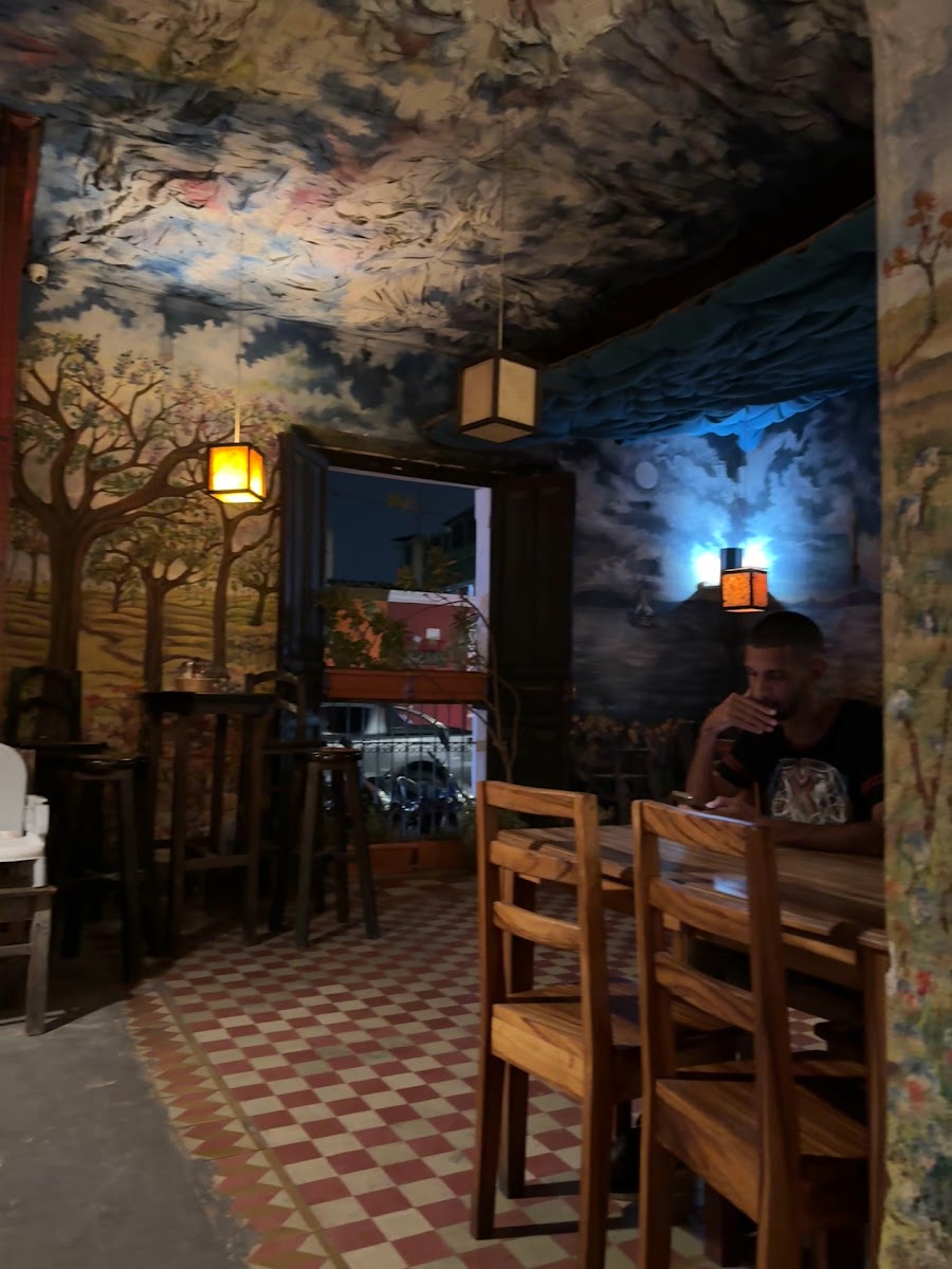 Rainbow Cafe Antigua Guatemala - Photo 3