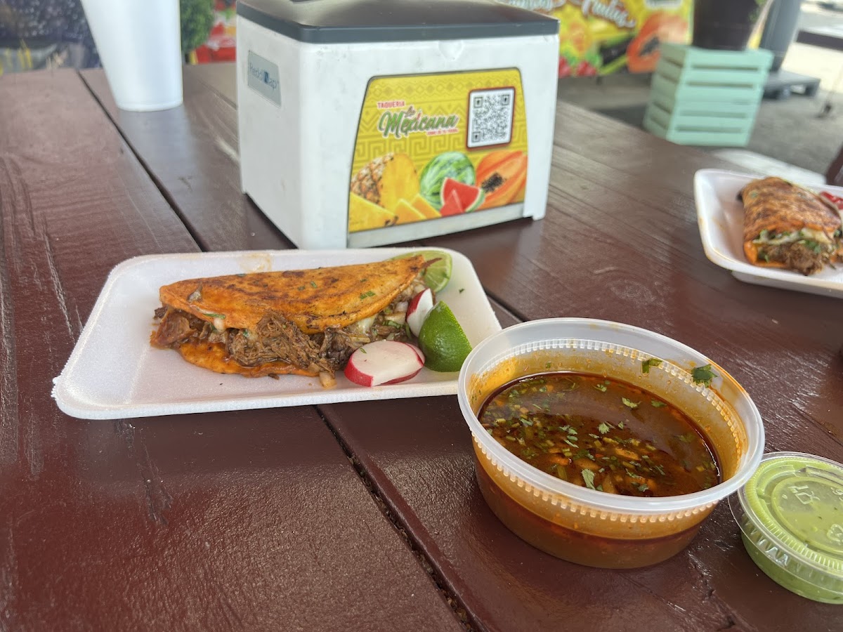 Taqueria La Mexicana - Photo 8