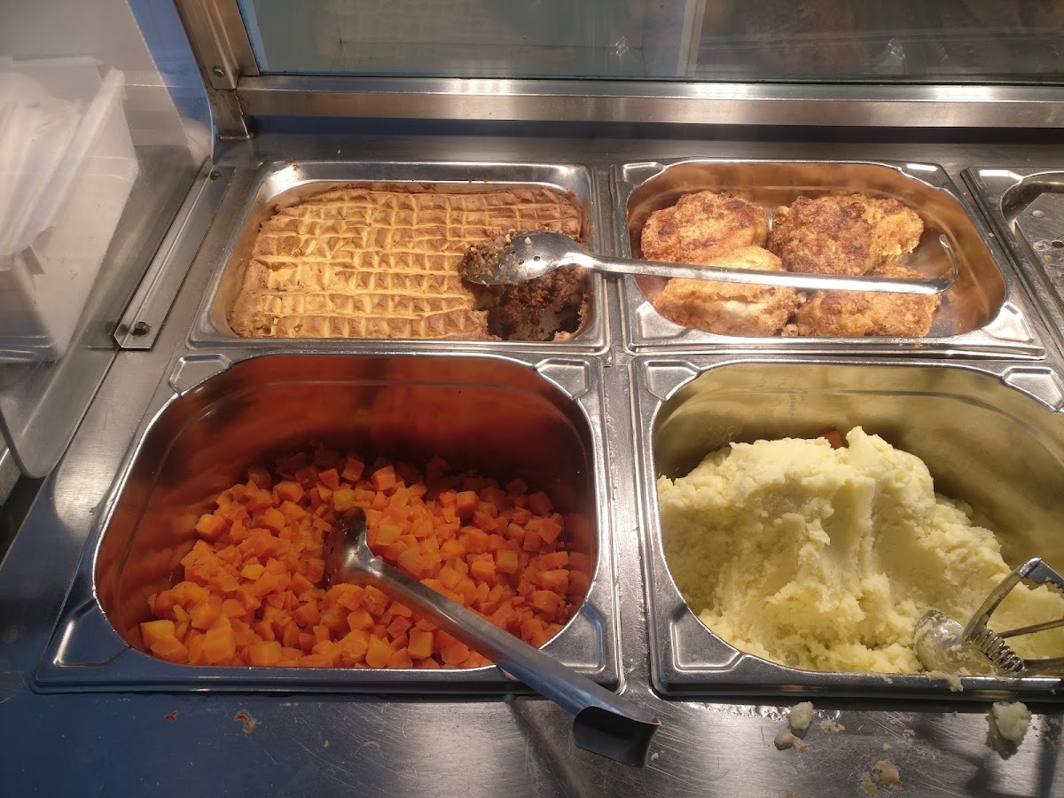 Rays Loaded Lunches - Photo 5