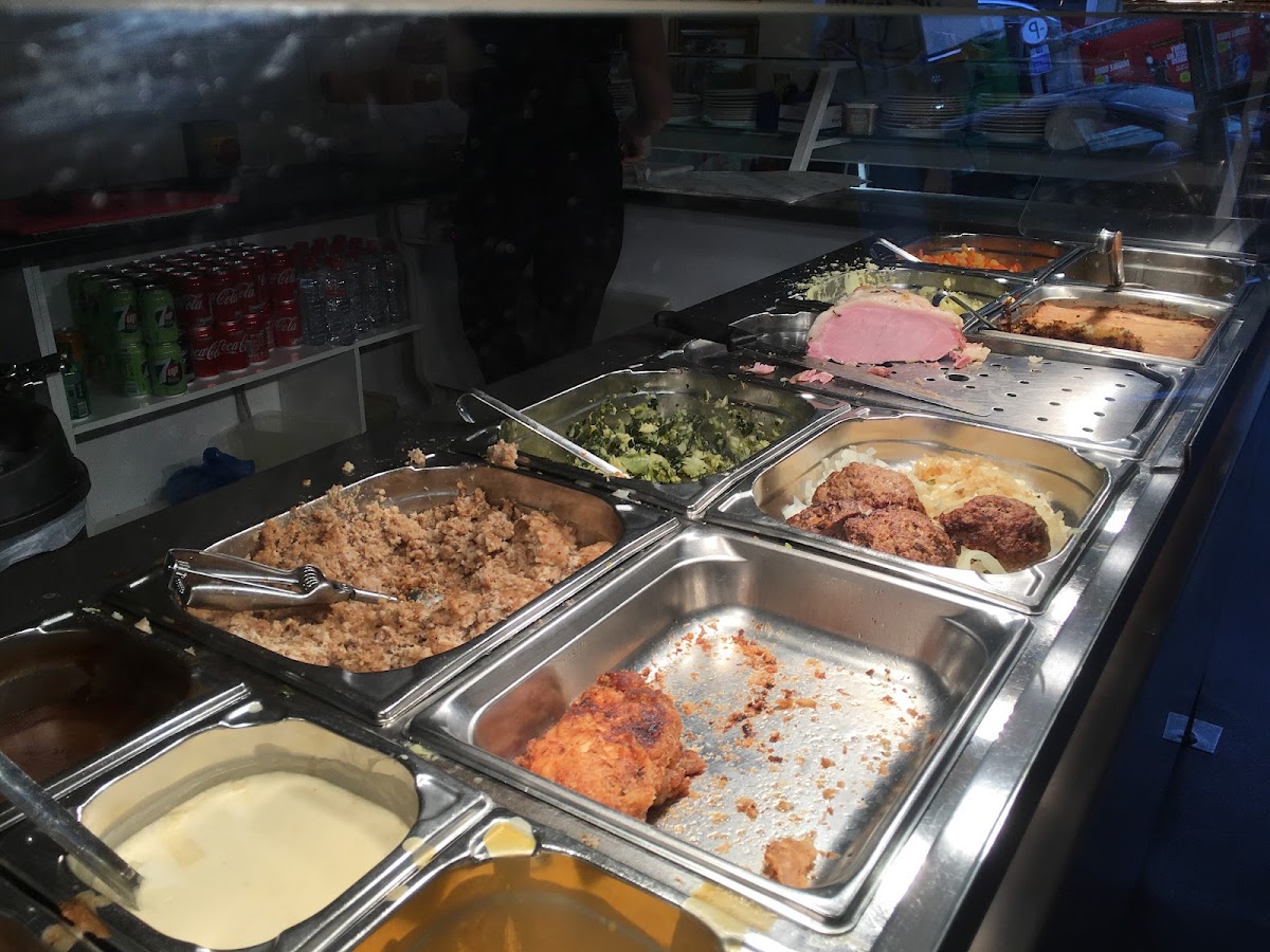 Rays Loaded Lunches - Photo 8