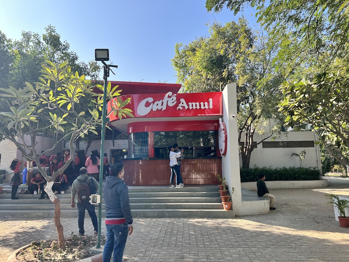 Amul Cafe, Science City