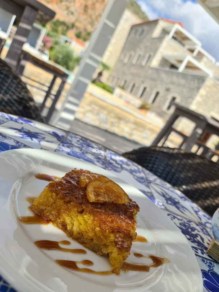 Itilo Traditional Restaurant - Cafe - Photo 8