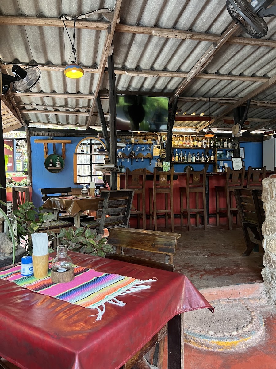 Hacienda Happy Days Restaurant - Photo 3