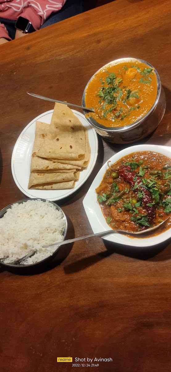 Coco Palm's Restaurant - Photo 7