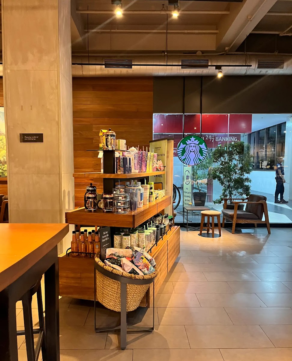 Starbucks Ayala Malls Serin Tagaytay - Photo 3